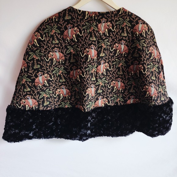 Vintage Elephant Tapestry Cape Faux Fur Trim Boho Ethnic Heavy Wrap Cotton Blend - Picture 9 of 16
